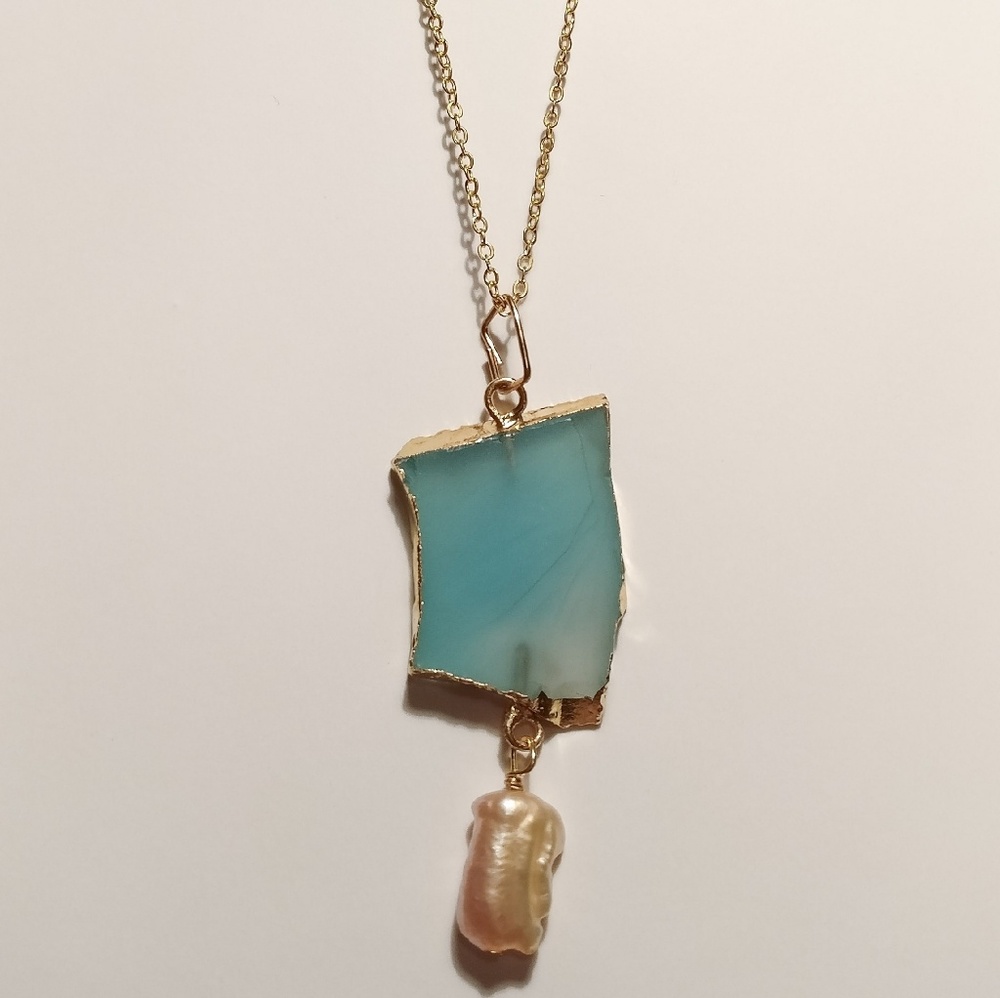 NWT *SALE*Genuine stone and pearl necklace